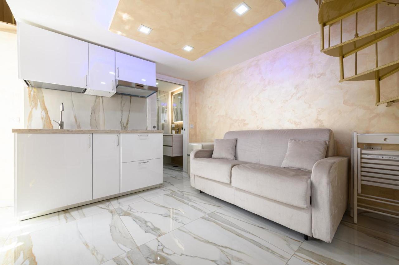 La Magnifica Napoli Apartments Gold House Eksteriør billede